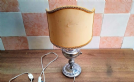 Vendita lampada antica con supporto argentato