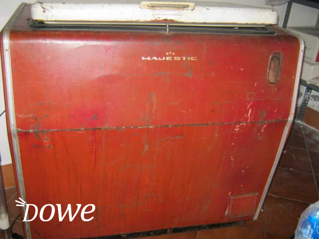 Vendita  frigorifero pozzetto ghiacciaia majestic vintage anni '50 